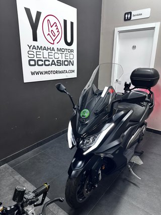 Maxi scooter Kymco AK