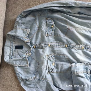Camisa Benetton jeans claro talle xs