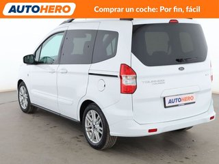 Ford Tourneo Courier 1.0 EcoBoost Titanium