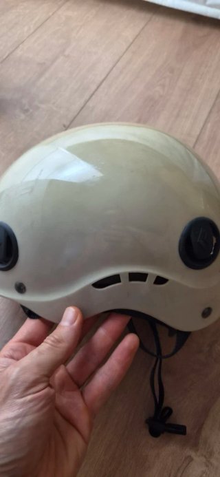 casco escalada y via ferrata
