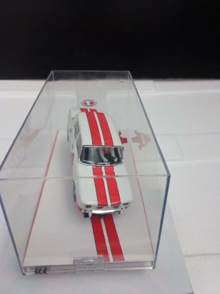 Coche Scalextric r8 analógico. No negociable