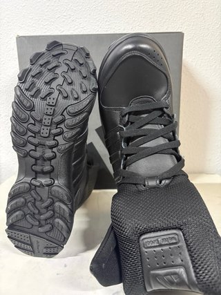 Botas talla 43 1/3 ADIDAS GSG 9.2. REF2