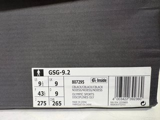 Botas talla 43 1/3 ADIDAS GSG 9.2. REF2
