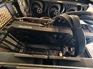 RX 9070xt red devil