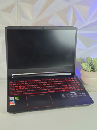 Portatil gaming Acer Nitro 5 i7 10ª gen 8GB RAM