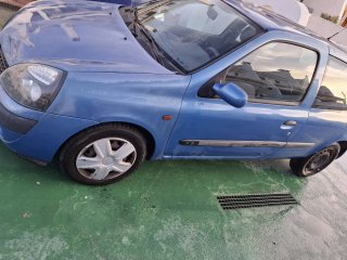 Renault Clio 2003