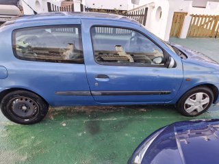 Renault Clio 2003