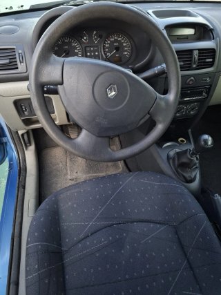 Renault Clio 2003