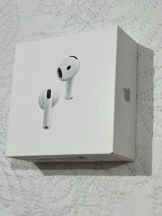 Auriculares AirPods 4 ANC Nuevos Sin Estrenar