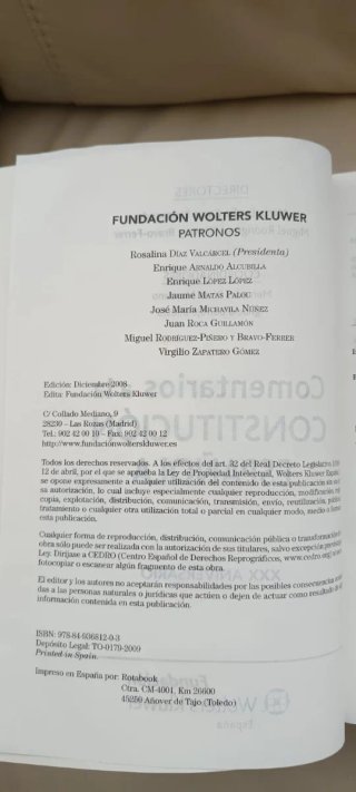 Comentarios a la Constitución española