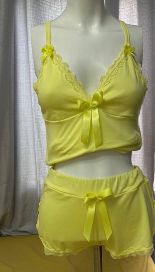 Pijamas y ropa deportiva