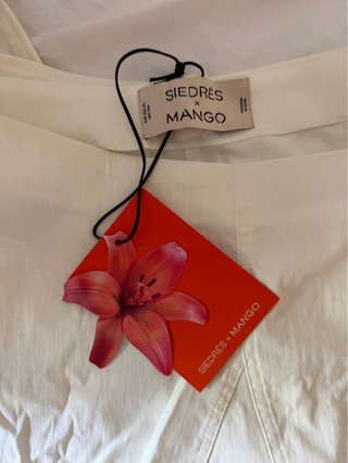Falda blanca MANGO. A estrenar!!