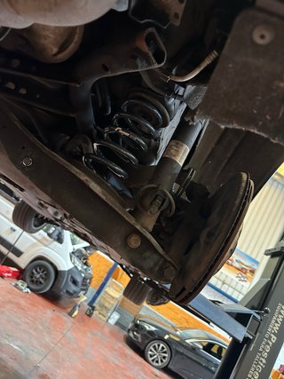 MECÁNICO|REPARACIONES Y MANTENIMIENTO DE VEHÍCULO