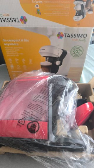 Cafetera Tassimo Bosch Roja