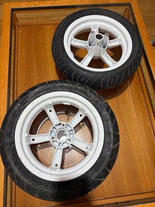 Llantas aprilia rally 12