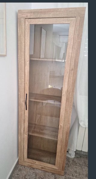 Vetrina in cristallo e legno