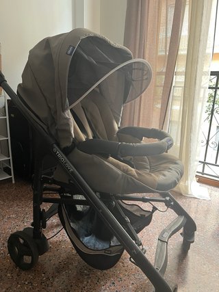Coche chicco bebé trío