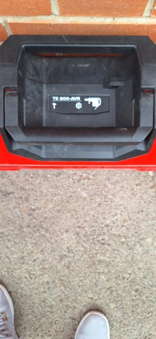 Caja Hilti