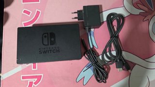Nintendo Switch HAC-001 con Joy-Con Grises + mando