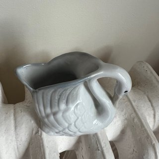 Figura de porcelana en forma de cisne