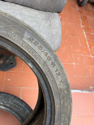 Neumáticos 225/45 R17Y