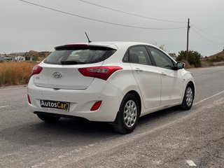 Hyundai i30 2014