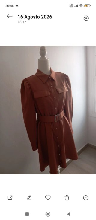 Vestido marrón con cinturón
