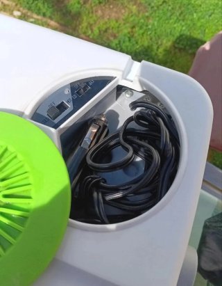 Nevera portátil 12V o 220V