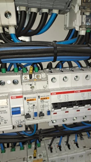Servicios electricista