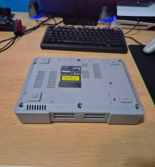 PS1 SCPH 5502 Boxata con Controller e Cavi Leggere