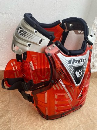 Peto / protector de pecho para motocross
