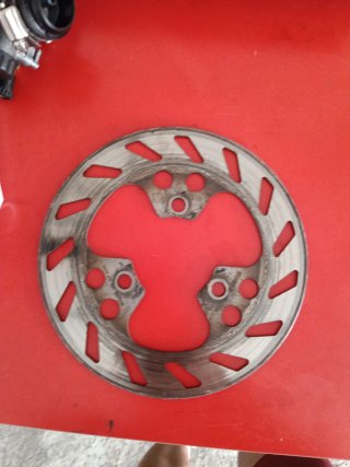 Corona y discos de freno motor Hispania ryz