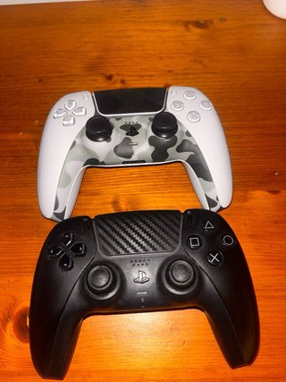 PlayStation 5. 500GB +2 Mandos +COD Black Ops 7