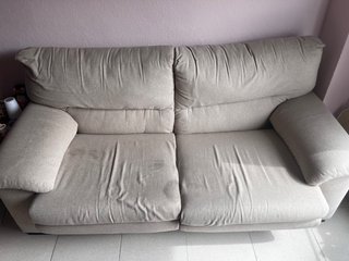 Dos sofas, de 3 y 2 plazas