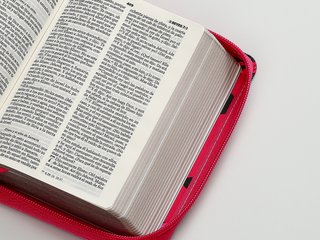 Biblia de Bolsillo con Cierre - Reina Valera 1960