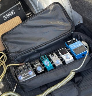 Pedalboard (con bag) + Voodoo Lab Pedal Power 4x4