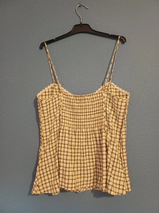 Top cuadros amarillo Zara