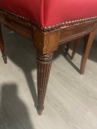 Seis sillas estilo inglés madera y cuero