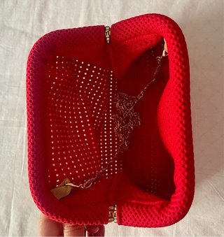 Bolso de punto rojo