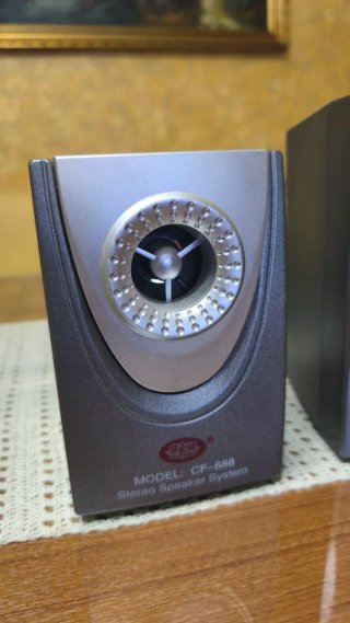 Altavoces multimedia para PC, TV y mas