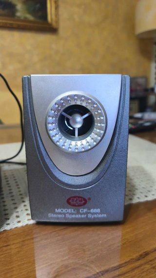 Altavoces multimedia para PC, TV y mas