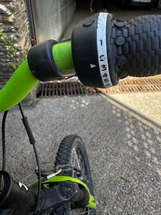 Bicicleta Infantil B'TWIN Negra y Verde