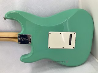 guitarra electrica fender stratocaster