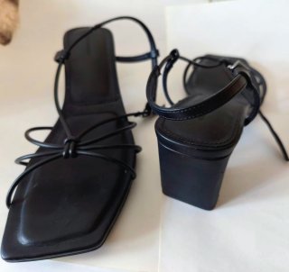 Zapatos señora Amazon Essential. 41.