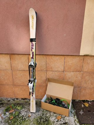 Conjunto de Esquís Atomic Outbreaker + Crampones