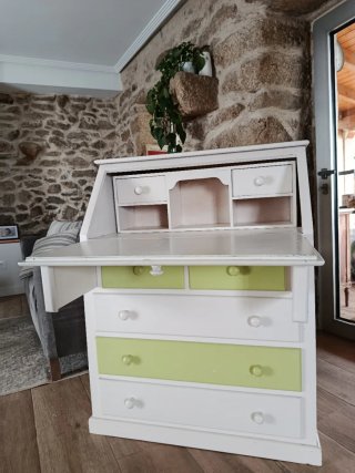 Escritorio/ bureau