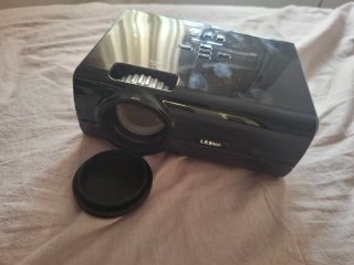 Proyector sin estrenar Leshp