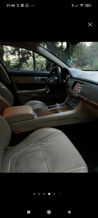 Jaguar XF 2012