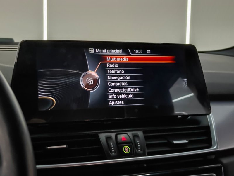 BMW Serie 2 216 d Active Tourer 2017, foto 11