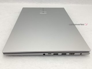 pc portatil asus m1502y